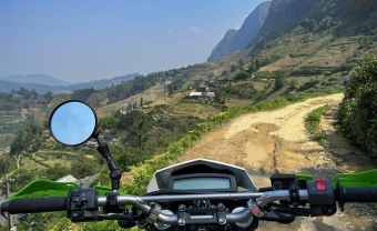 Day 2:  VU LINH – HA GIANG (170 KM) (B/L/D)