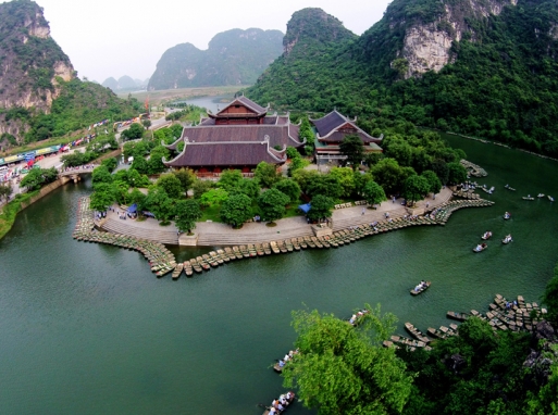 Take a boat trip in Ninh Binh